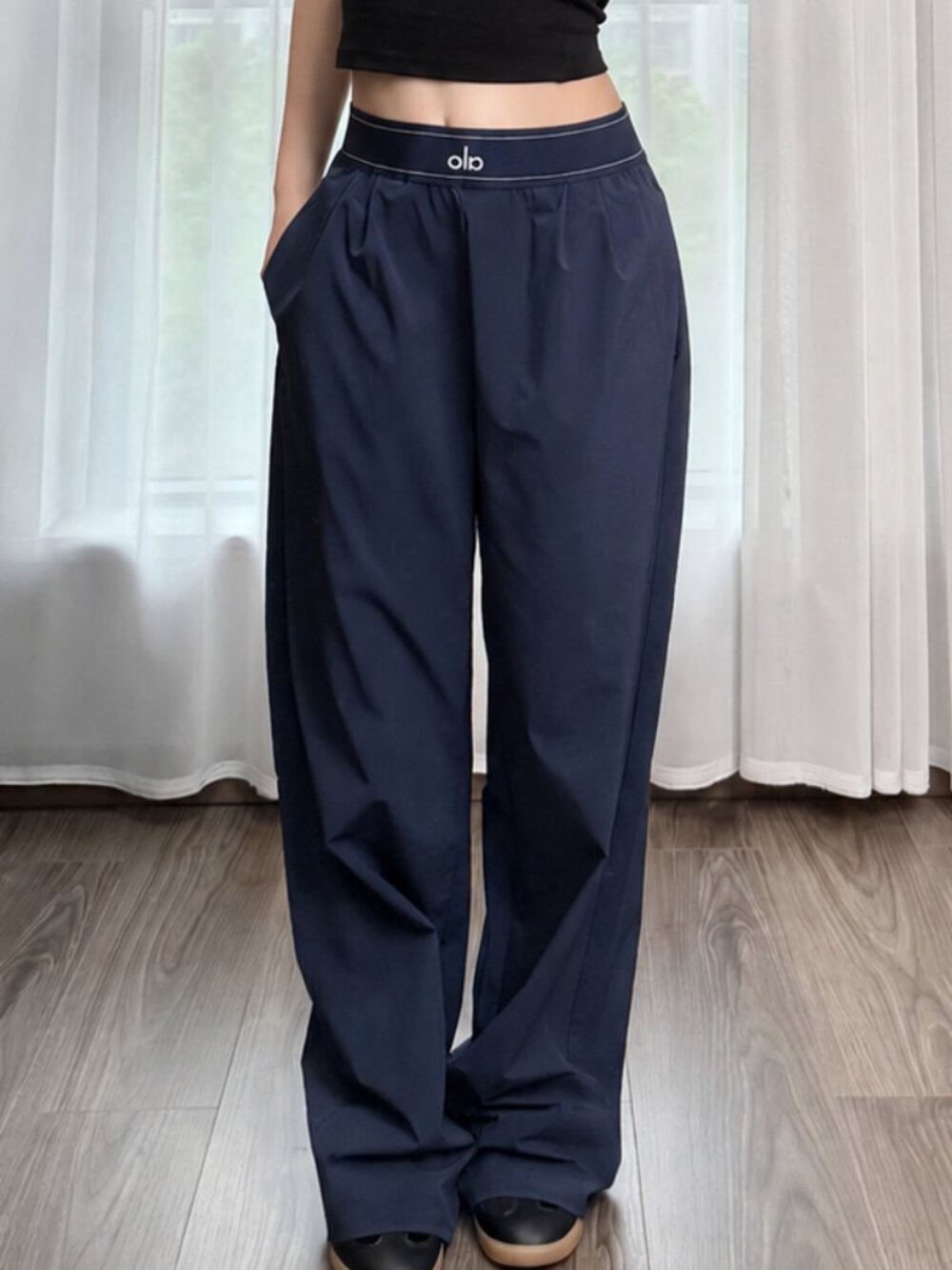 ✨ NWT Alo Yoga Suit Up Trouser Navy ☁️ Wide Leg Pants 🤍 Regular 30" Athleisure - Picture 9 of 9